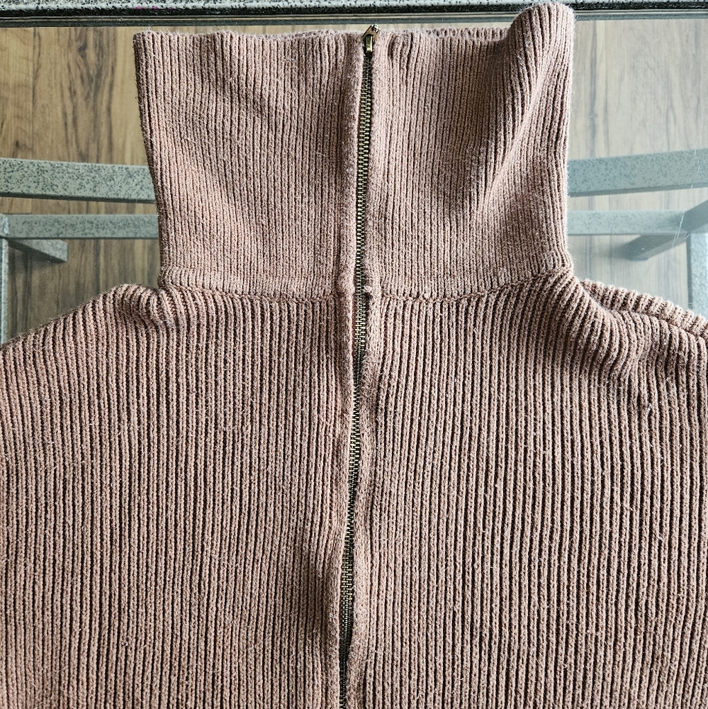 A&F Double Zip Ribbed Cardigan - Picture 4 of 8